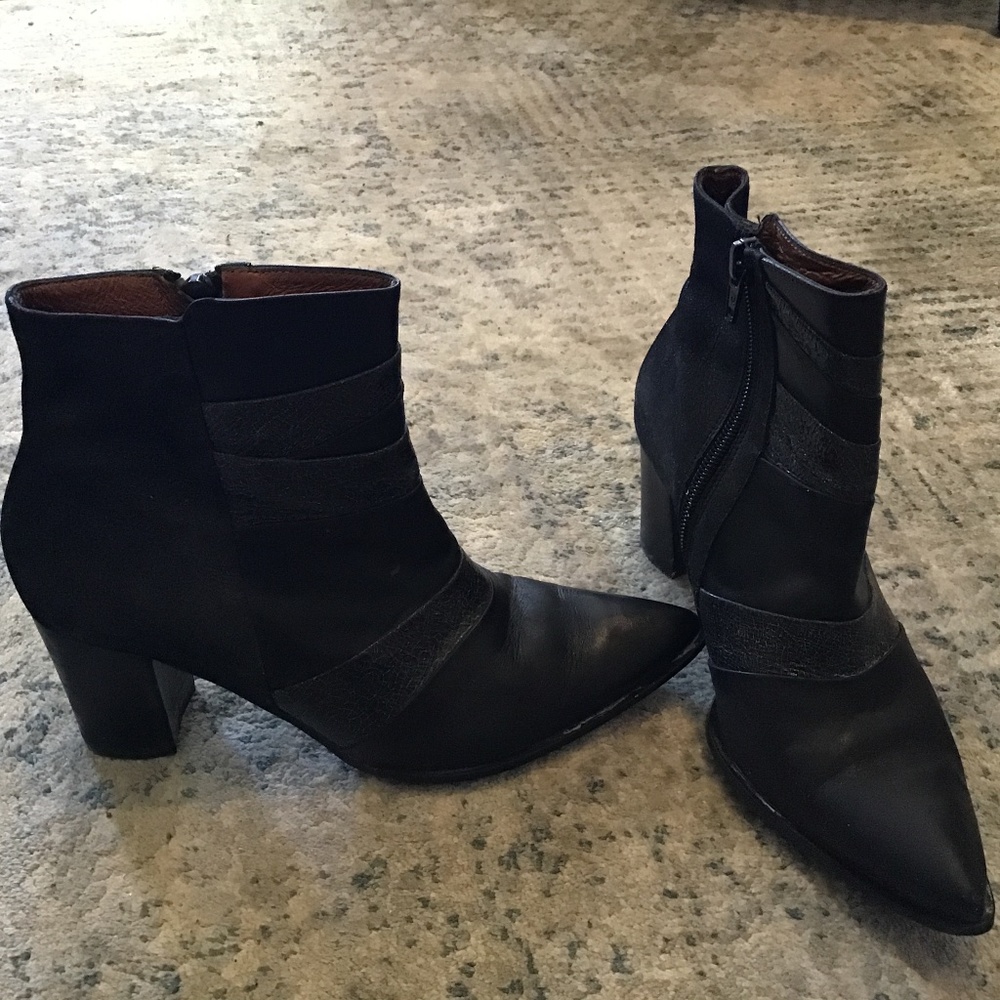 FRANCE MODE short boot Black